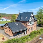 Haltestelle - Sauna & Whirlpool Tatil Evi *