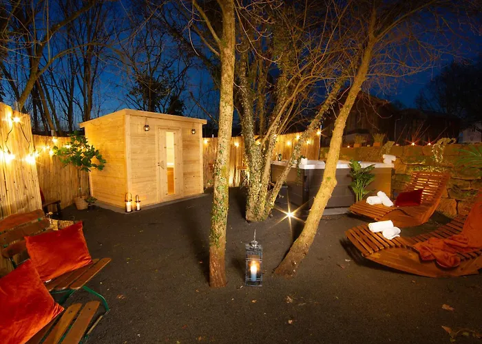 Haltestelle - Sauna & Whirlpool