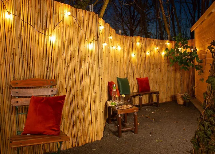 Haltestelle - Sauna&whirlpool *