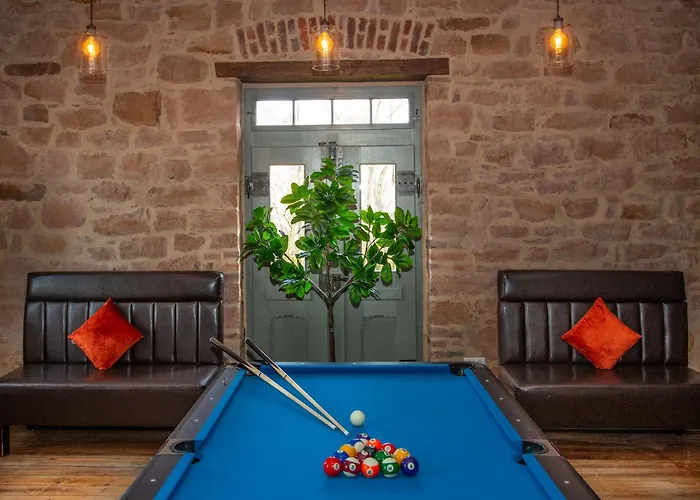 Haltestelle - Sauna&whirlpool *