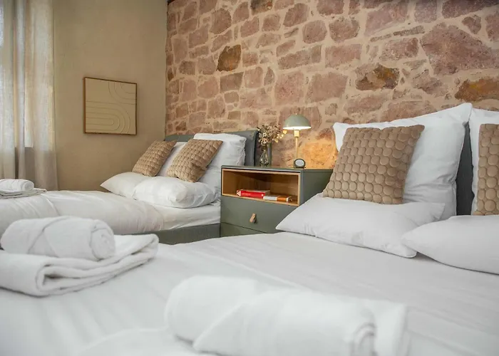 Haltestelle - Sauna&whirlpool *